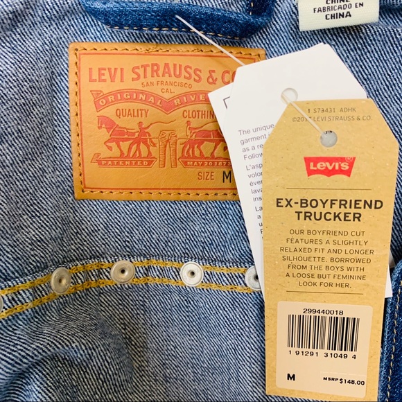 🔥LEVI’S🔥Studded Ex-Boyfriend Trucker Blue Jean Denim Jacket Medium NWT - Picture 6 of 6